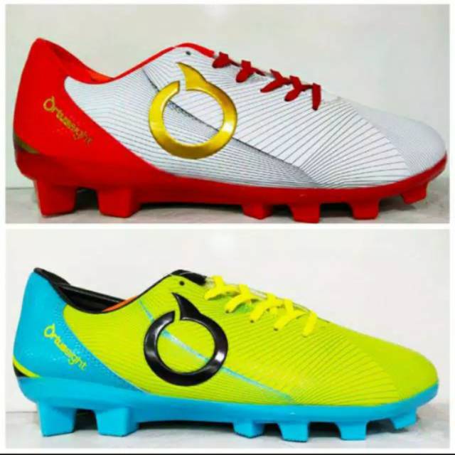 Sepatu bola  ortuseight prodigy