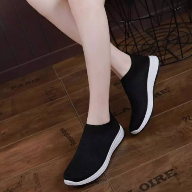 SLIP ON WANITA KARET IMPORT KFC