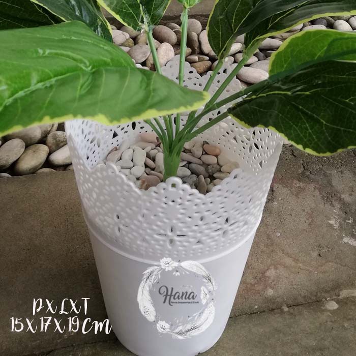 Pot plastik bunga / Vas pot bunga artificial shabby chic