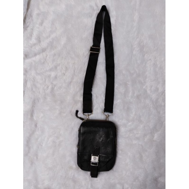 Tas Selempang Pria Slingbag UK Army Hunter Design Branded Preloved Second