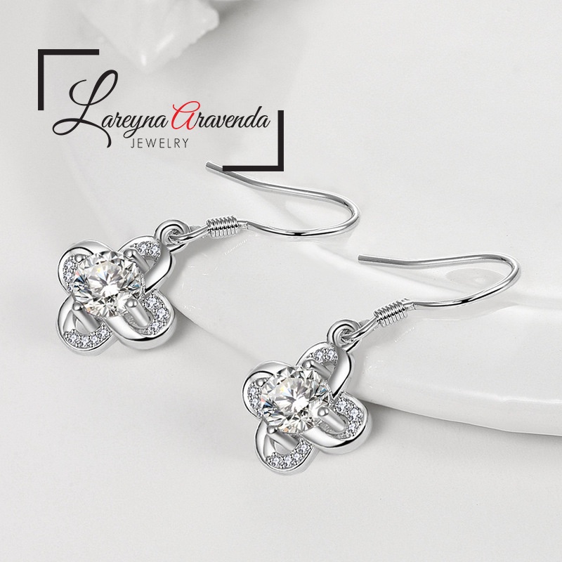 Anting Korea Wanita Silver S925 Model Bunga Kristal Besar Gantung AT046