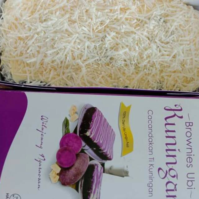 

Cake Ubi Ungu Khas Kuningan