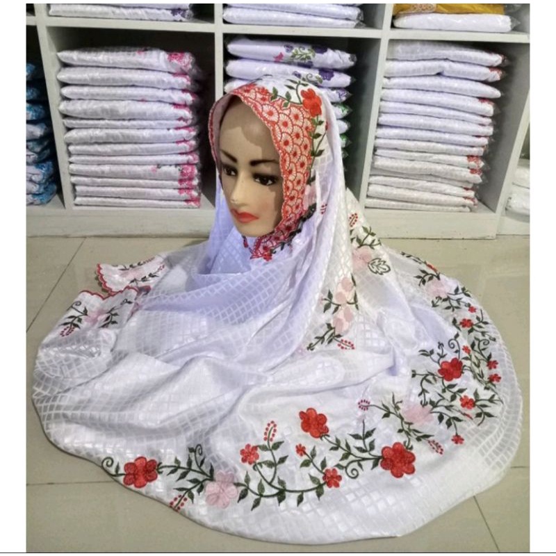 Mukena Terusan Semi Sutra Bordir Bunga Kecil Mukena Terusan Semi Sutra Murah