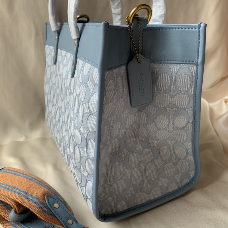 Coach Field Tote 30 In Signature Jacquard (C3282) Light Blue/Chambray