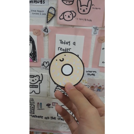 

Warm Hugs-Matte/Vinyl sticker - Creme pastel Donut