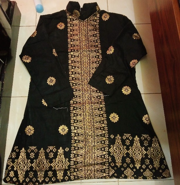 Tunik Batik Wanita Motif Prada Matahari