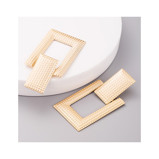 LRC Anting Tusuk Fashion Gold Geometric Earrings D55185