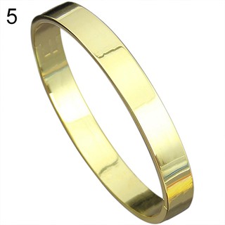 Gelang Tangan dengan Bahan Copper dan Gambar Motif Hati Gelang Tangan dengan Bahan Copper dan Gambar Motif Hati