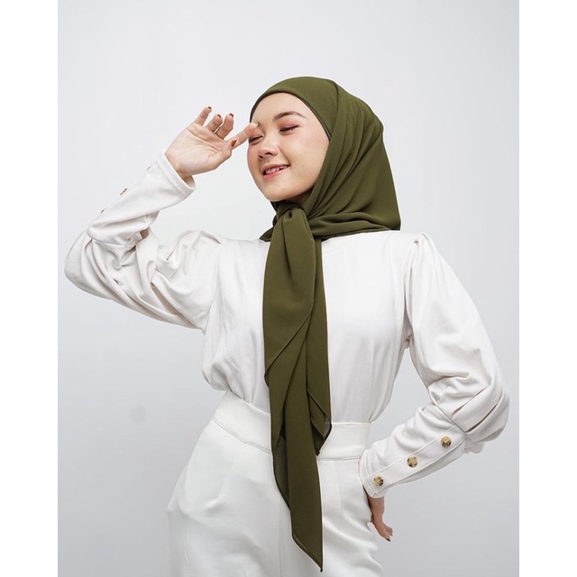 Jilbab Segi Empat Inner Ceruty