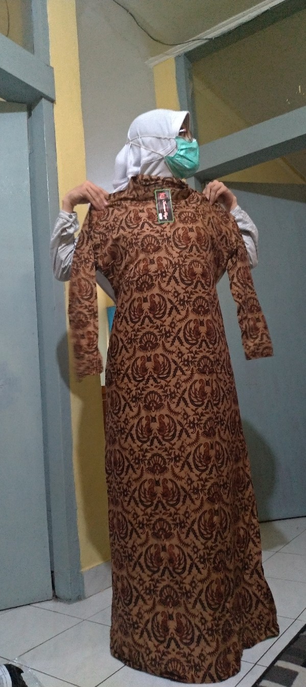Yuli - Gamis Kencana Ungu Katun Ld 110 Cm/pb 130 Cm Batik Ku Lebel Hitam(kuh)