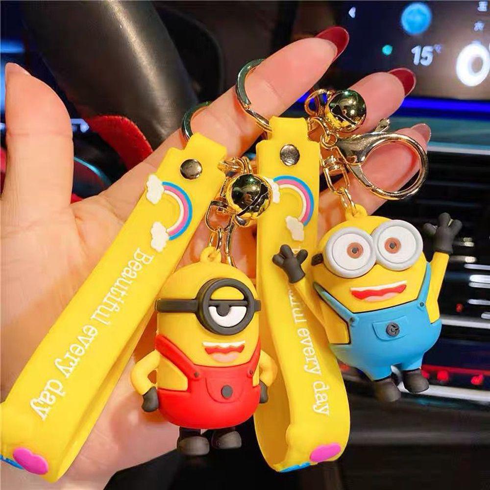 Gantungan Kunci Bentuk Minion Kartun Bahan PVC Untuk Pria / Wanita