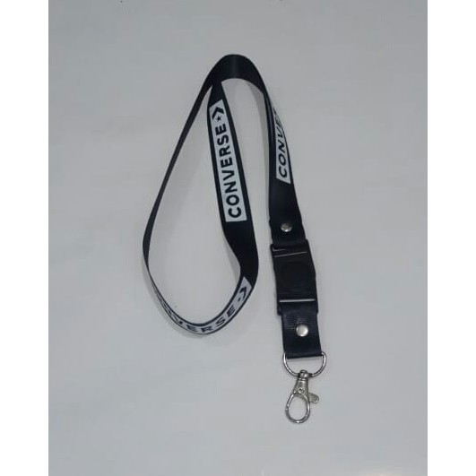 

Distro Name Tag Converse - Gantungan Produk Converse - Name Tag Converse Kilap