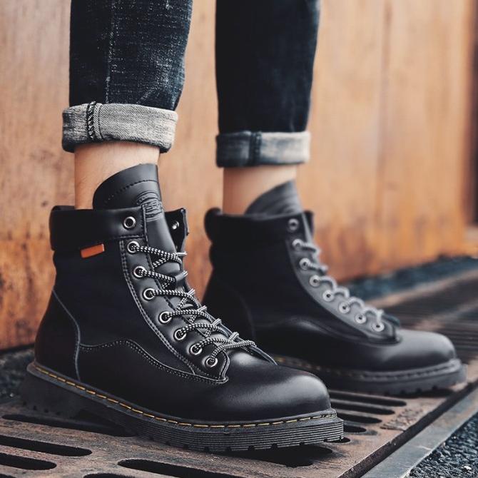 Sepatu Boots Martin Pria untuk Musim Dingin termurah