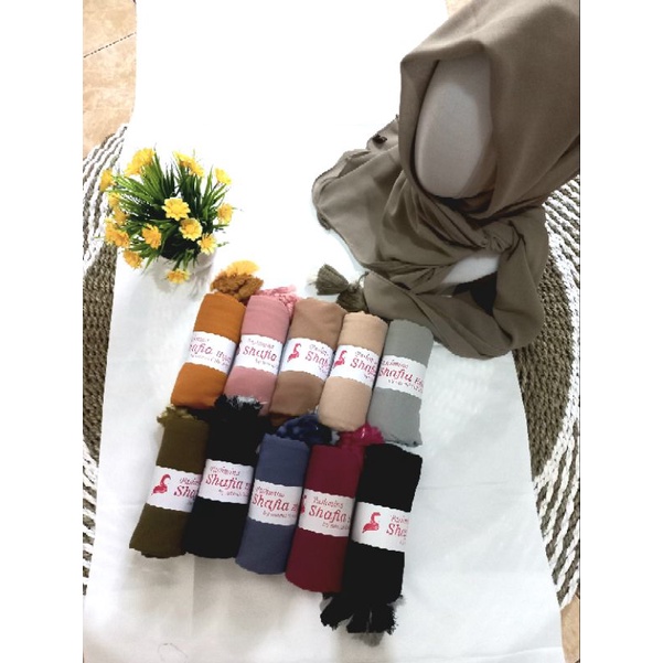 Segiempat Tasel Polos Ceruty Baby Doll Premium