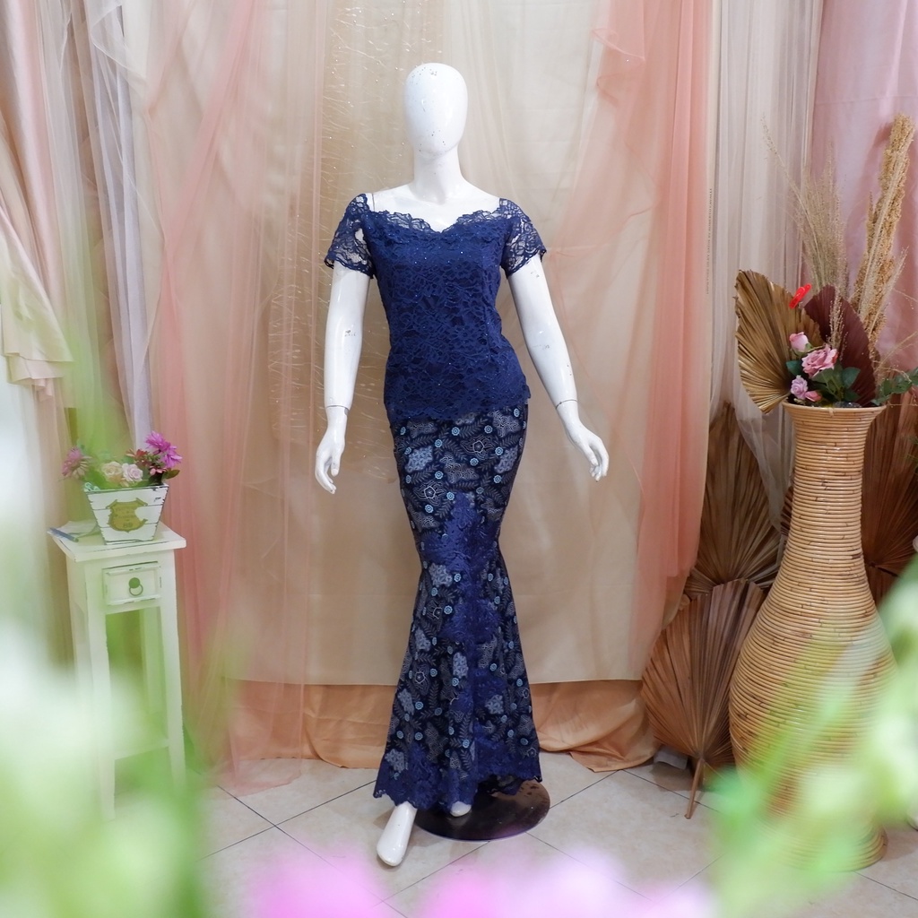 Kebaya Wisuda | Kebaya Brokat | Baju Kebaya | kebaya modern | kebaya brukat | Kebaya Lamaran Hijab |