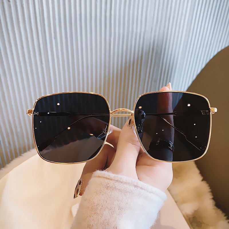 New 2023 - Kacamata Gaya Kotak Retro Nagita - Kacamata Fashion Simple Kekinian-Gold Black