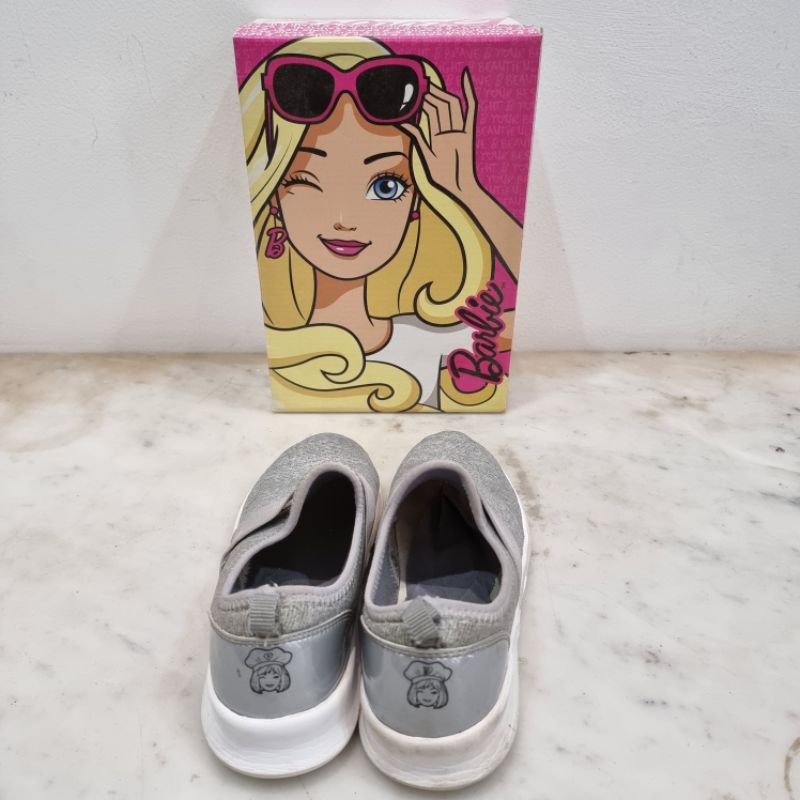 SEPATU ANAK MERK BARBIE