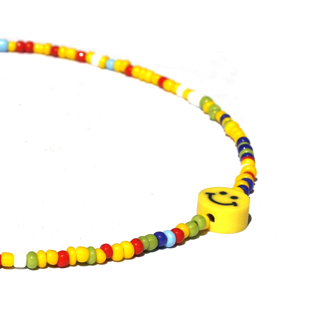 Needway  Korean Smile Face Necklace Fashion Smile Face Beads Colorful Beads Choker Cute Rainbow Color Creative Summer Gifts Irregular Rice Beads Necklace Jewelry