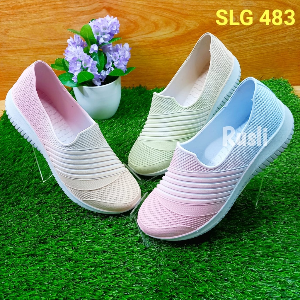 (COD) Sepatu Slip On Karet Wanita Lembut ATT SLG 483