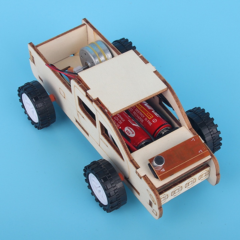 Mainan Mobil Rakit Elektrik DIY Dengan Kontrol Suara Untuk Edukasi Sains Anak
