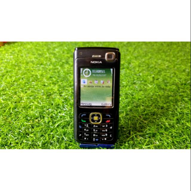 Hp Jadul Nokia N70 Black Symbian HP Tua Not N91 or N82 or N92 Atau N79 Atau N78 or N70