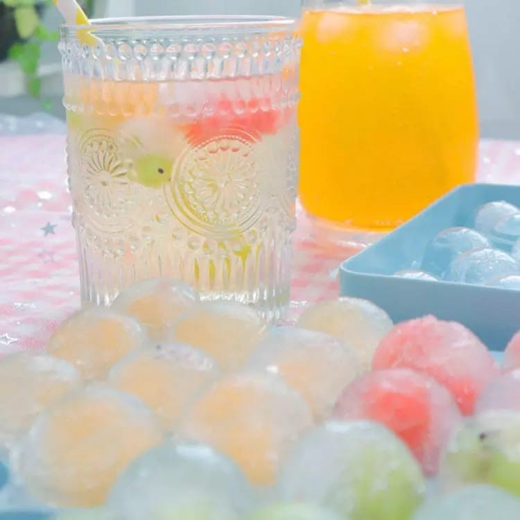 Cetakan Es Batu  / Agar / Jelly 33 lobang Bentuk Bulat / Cetakan Bulat 33 Cetakan Ice Cube Moulding