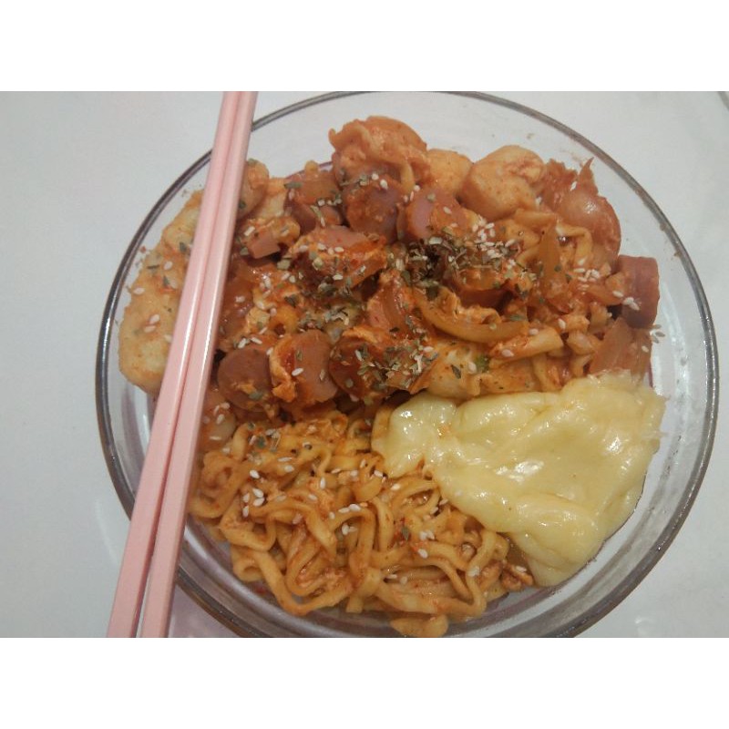 

Korean Spicy Noodles / Mie pedas Korea