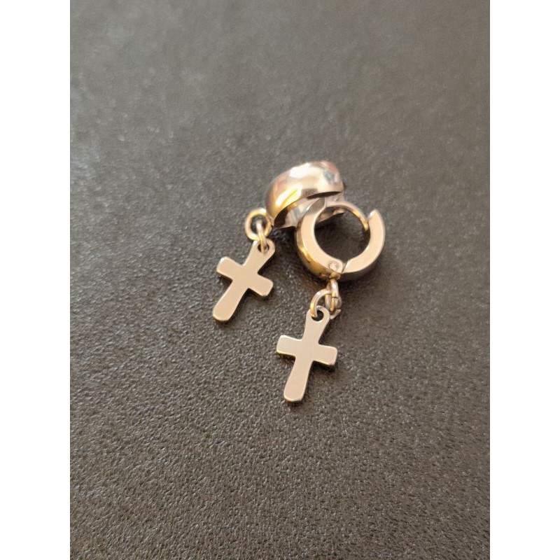 Anting Salib Tusuk Gold dan hitam Titanium Harga 1Pasang