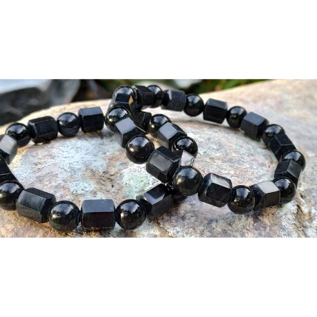 Natural gelang batu black jade aceh