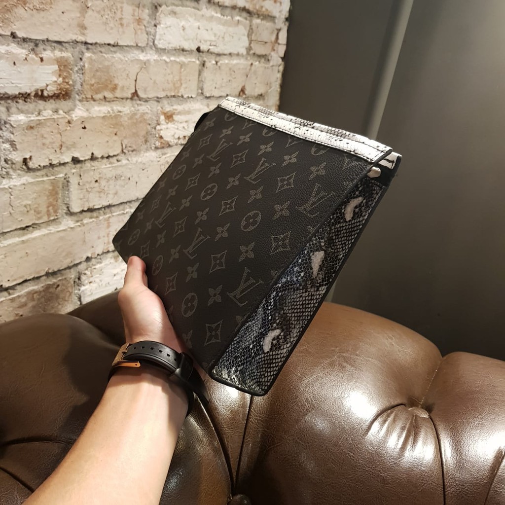 Clutch L Vuitton Snakeskin 655 ◇Free Sarung +BubbleWrap◇