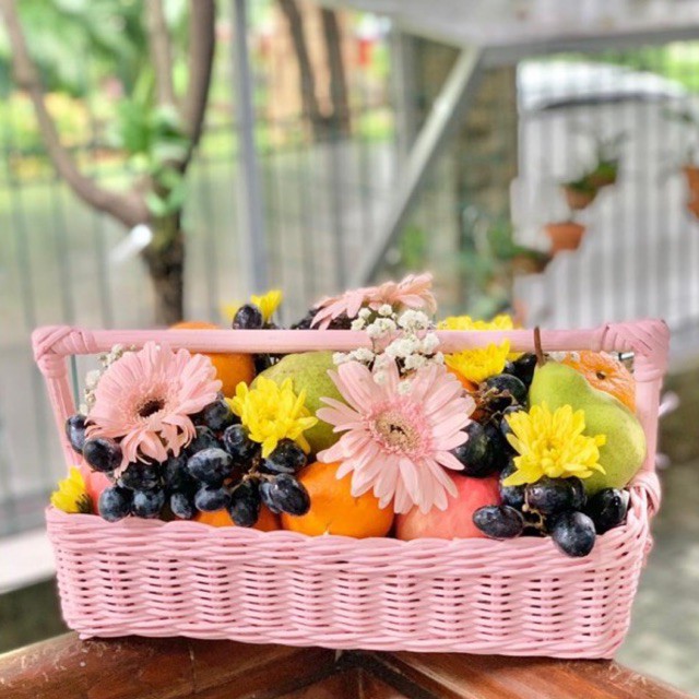 

Fresh Flowers 400k Fruit Hampers Parsel Buah Lebaran