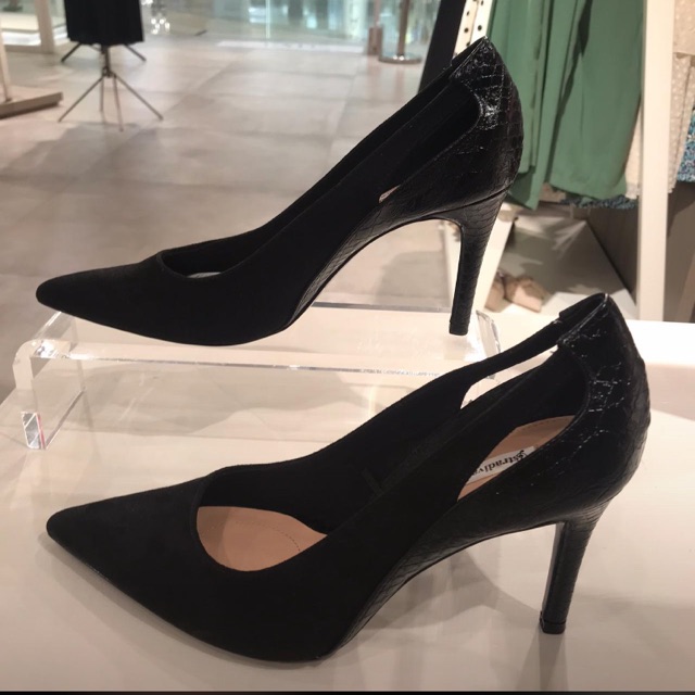 [JASTIP] Heels stradivarius hitam