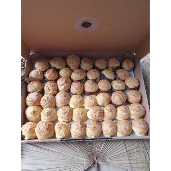 

Soes Cake | Kue Soes | Vanila Coklat