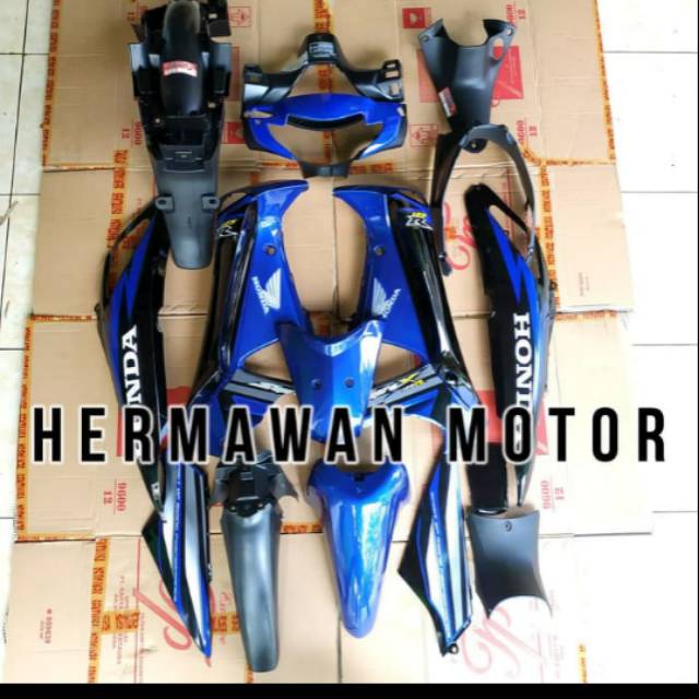 Ful body honda supra x 125 lama warna biru