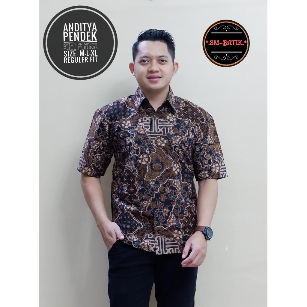 ADITYA SM KEMEJA BATIK PRIA SOLO LENGAN PENDEK LAPIS FURING ATASAN BATIK PREMIUM MODERN KATUN HALUS PERMATA HEM SMOK DANURA DANUR ARDARA WIDORO HARYONO WISAKA PARANG UNGU JAYANA BATIK SOLO AMANAH BATIKSOLOAMANAH CENDRAWASIH KERTOSONO BIRU GIANDRA KAPAL