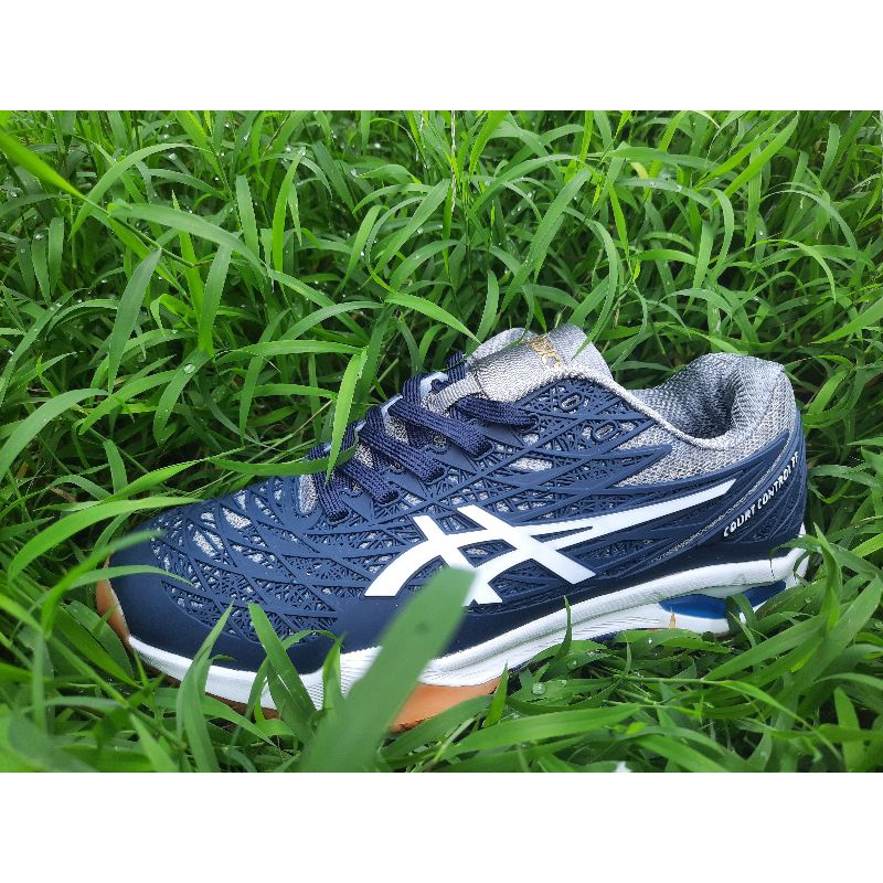 sepatu tenis court control ff terbaru free kaos kaki