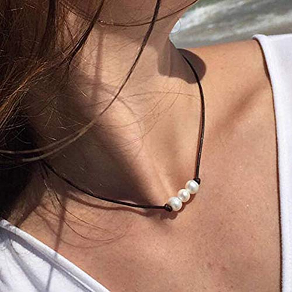 Hu Hu Hu Hu Hu Alat Bantu Pasang Kacamata♡ Kalung Choker Bahan Kulit Imitasi Aksen Mutiara Imitasi Untuk Wanita