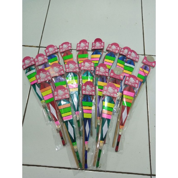 MAINAN KITIRAN TERBANG LED ISI 20 PCS / MAINAN KETAPEL LED / MAINAN APOLO LED / MAINAN METEOR LED / MAINAN ANAK PANAH LED / MAINAN BALING BALING LED TERBANG