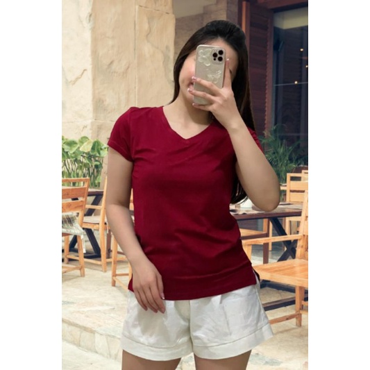 Kaos Polos Lengan  Pendek Wanita V Neck Premium