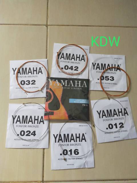 Senar gitar Yamaha akustik string 1 set