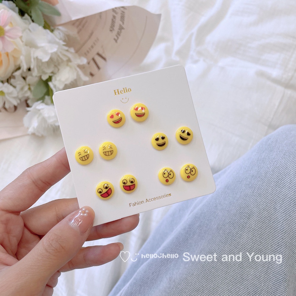 Smiley Face Earrings S925 Silver Needle Funny Cute Cartoon Cute Earrings Girl Heart 2021 New Trend