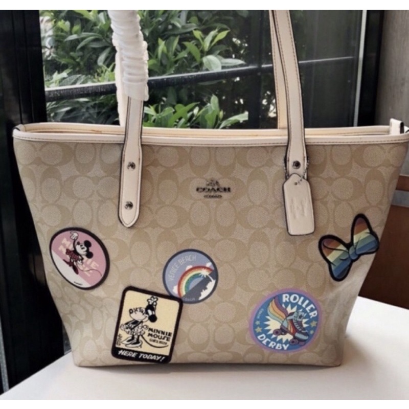 Coach City Zip Tote In Signature Canvas With Minnie Mouse Patches (F29358)