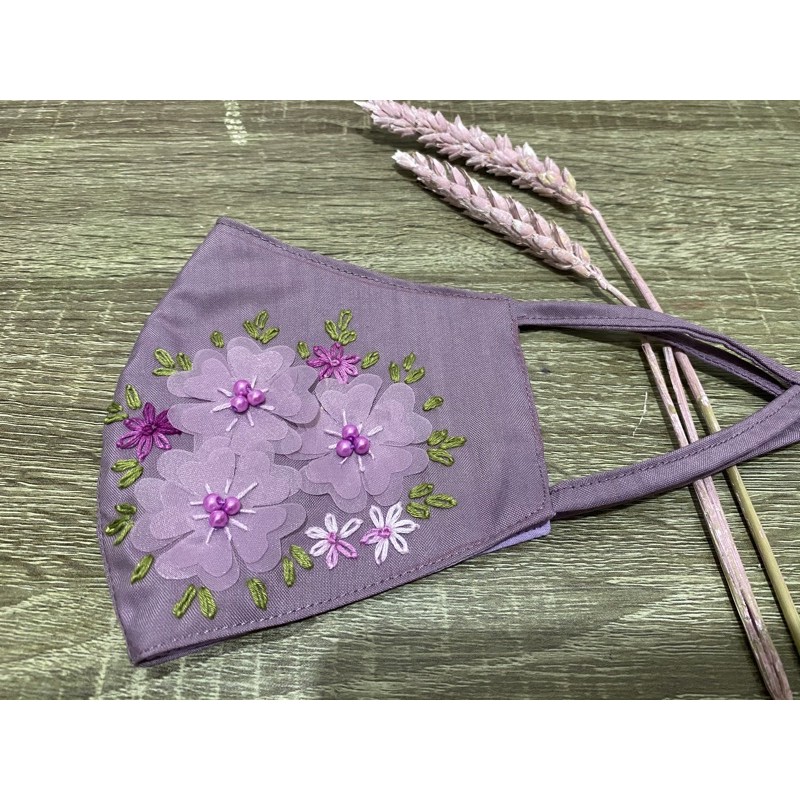 Masker Sulam Benang Warna Ungu Lilac