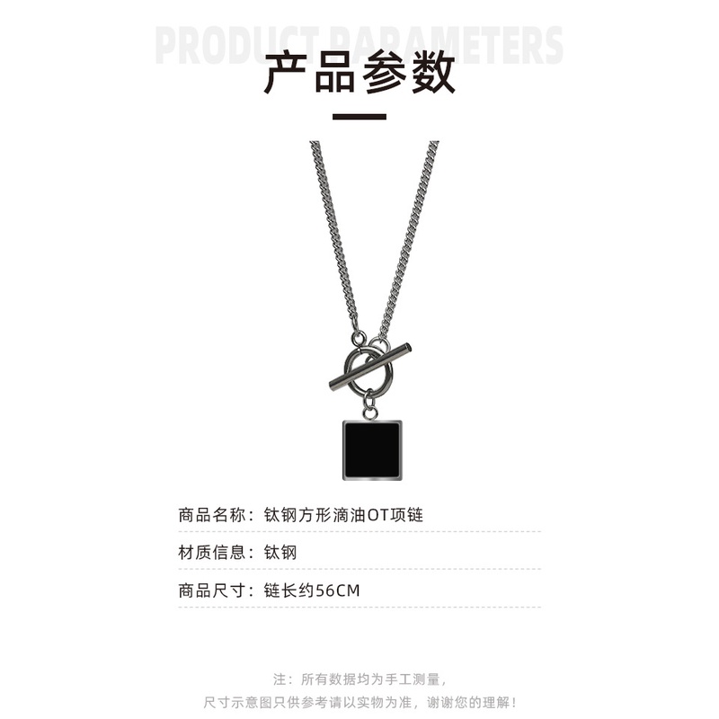 Eropa hip hop Keren Bumi titanium steel square drop minyak kalung wanita angin dingin special intere