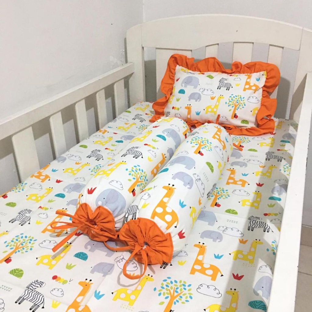 SPREI BAYI Murah Polos Karakter Kain Lembut Baby Ukuran 120 x 70 Set Sarung Bantal dan Guling Bisa Custom Dengan Karet di Tiap Sudut Untuk Persiapan Bayi Baru Lahir Newborn Merek Ndollolo