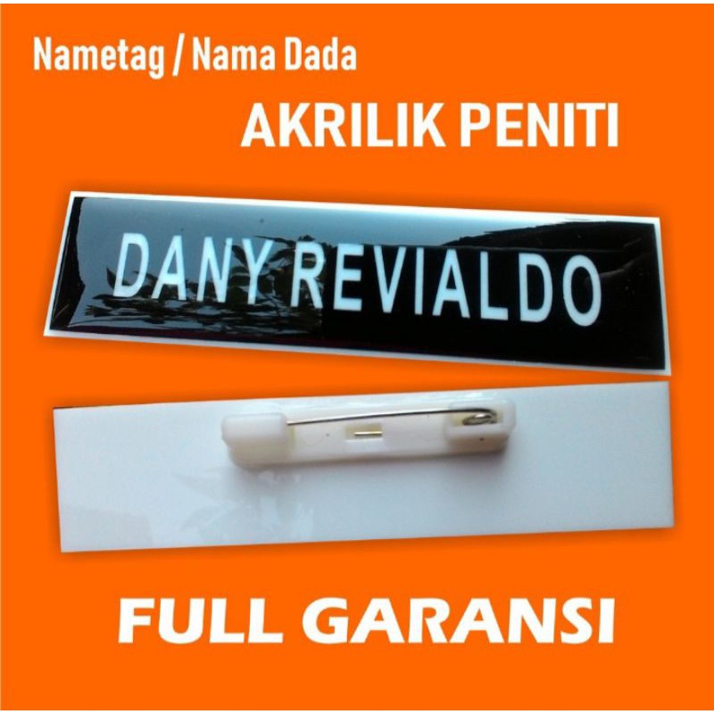 

Nametag Nama Dada Akrilik Peniti