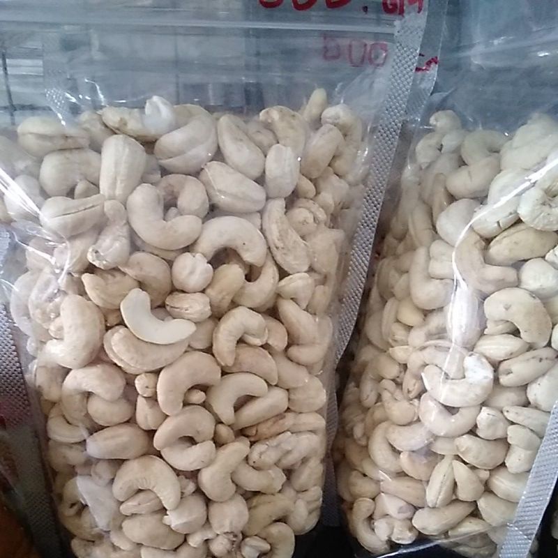 

kacang mede utuh superrrr 100gr dan 50gr mede