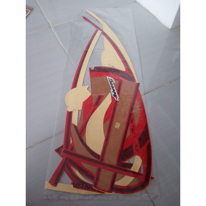 striping honda scoopy 2013 merah