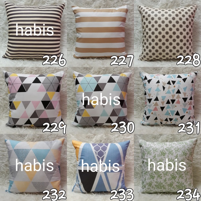 Sofa-Bantal- Bantal Kursi Isi Silikon -Bantal-Sofa.
