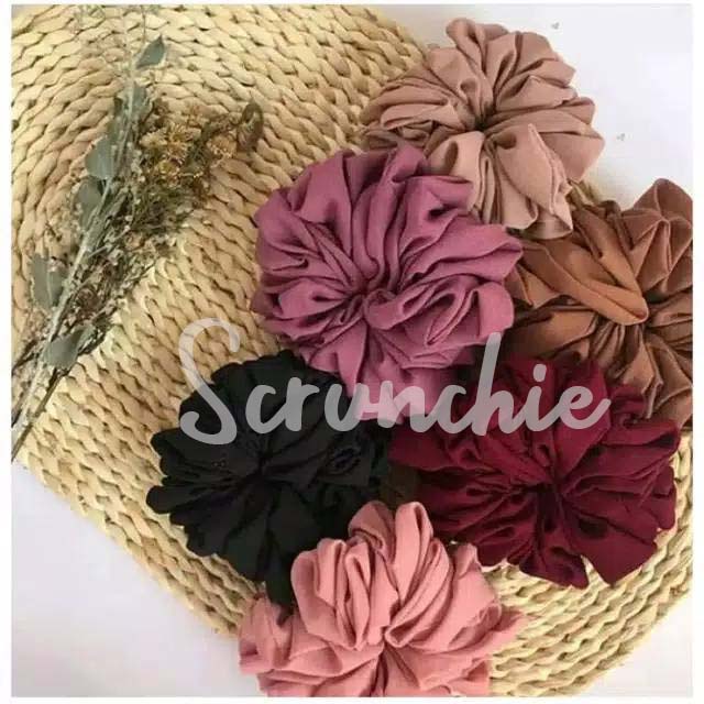 HIJAB AZARA VOAL LASERCUT, VOAL AZARA, JILBAB SEGI EMPAT AZARA VOAL LC, AZARA VOAL JAPAN LC-Scrunchie